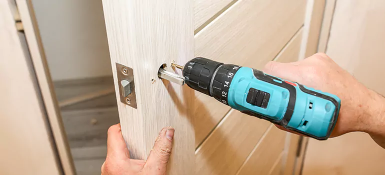 Old Door Knob Repair in Winter Garden, FL