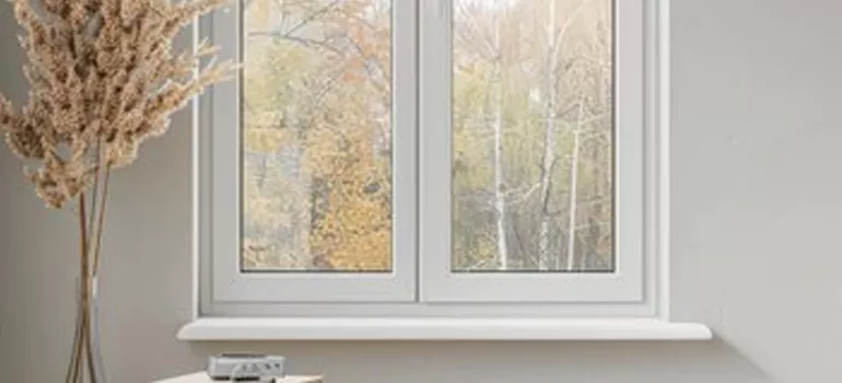 Vinyl Window Stool in Winter Garden, FL